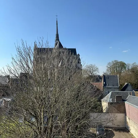 Exceptionnel Au Centre-ville, Vue Sur La Cathedrale